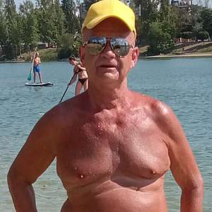 Muž 64 rokov Bratislava